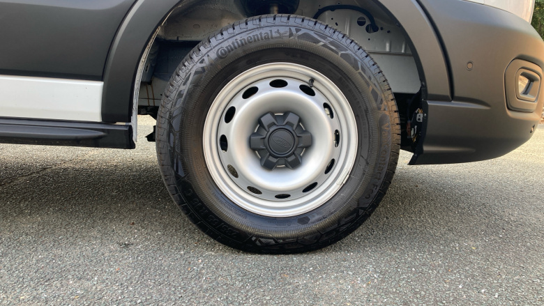 Ford Transit 350 L2 Diesel Fwd 2.0 EcoBlue 130ps H2 Leader Van [DAP]